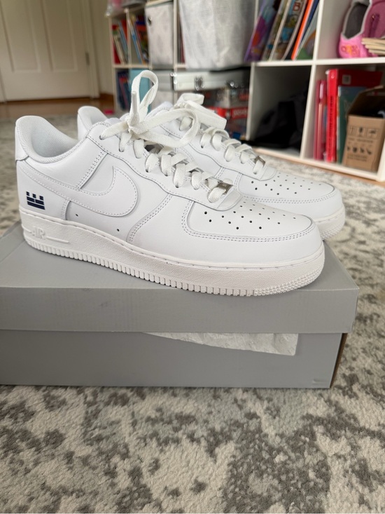 Nike Other - Nike Men's Low-Top Sneakers in White with Navy Accent Air Force 1 ‘07